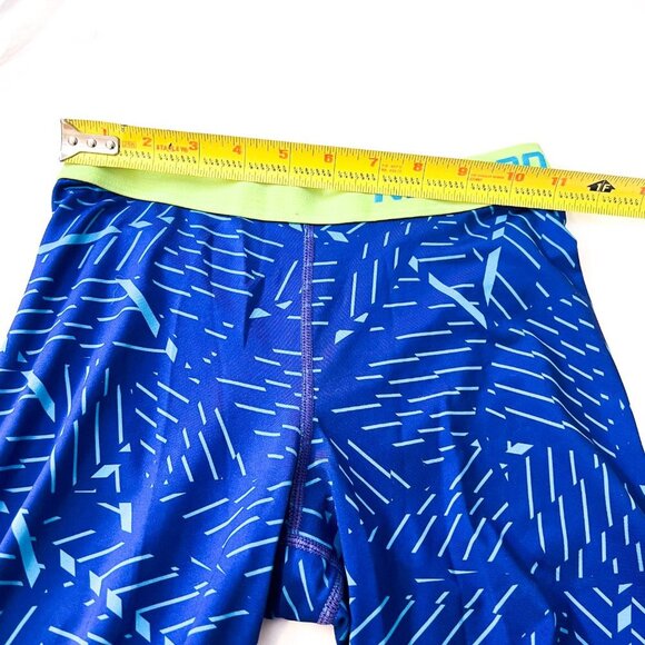 Nike Pro cool tracer print compression capri and angle graphic Capri Small - Picture 9 of 12